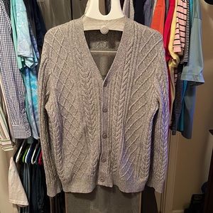 EXPRESS SWEATER COVER ALL